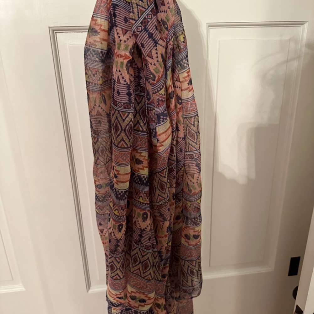 Scarf - Picture 2 of 3